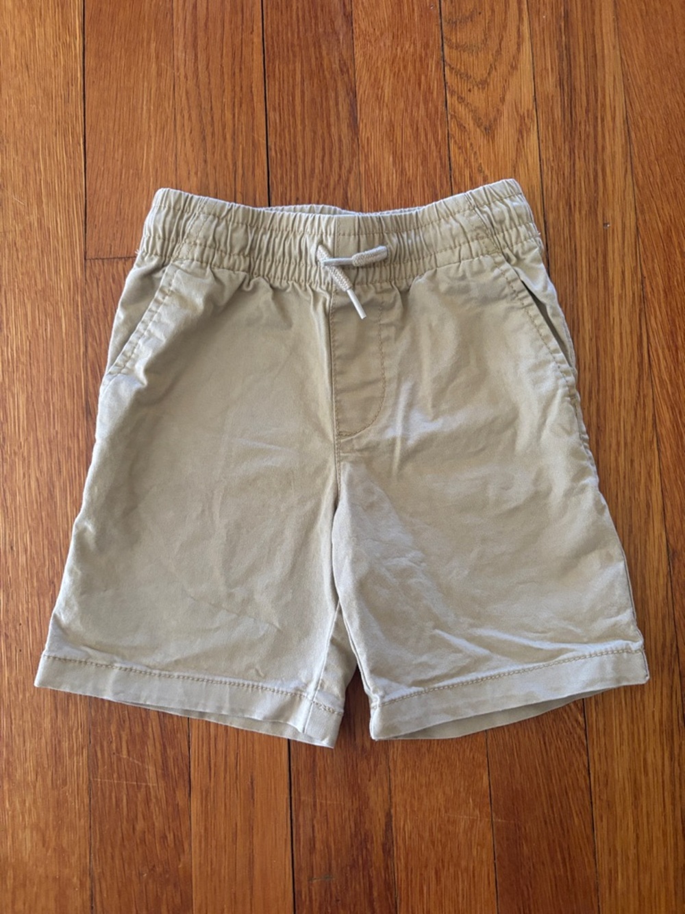 GAP Khaki Elastic Waist Shorts